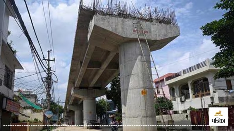 lucknow news flyover construction halted land acquisition delay