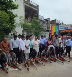 अहमदाबाद: एक माह में हैजा के 27 समेत जलजनित रोगों के 1900 से अधिक मरीज - image