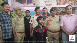 मुरादाबाद से सनकी गिरफ्तार, पेट्रोल बम से ट्रेनों को उड़ाने निकला था शातिर, रेल
पटरियों पर था खौफ का सफर - image