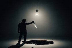 कभी थे गांव में दोस्ती के चर्चे लेकिन अब दोस्त ही बना दोस्त का कातिल; घर बुलाकर
सीने पर ताबड़तोड़ किया चाकू से वार - image