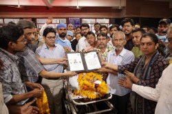 Jodhpur: ब्रेन डेड शिक्षक से मिलेगी 2 मरीजों को नई जिंदगी, सड़क हादसे में हुए थे
गंभीर घायल, ग्रीन कॉरिडोर बनाया - image