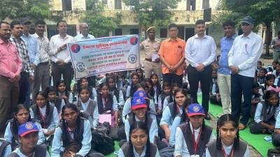 बालिका विद्यालय में साइबर जागरूकता कार्यक्रम आयोजित