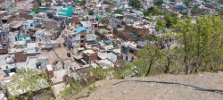 हड़ताल का असर: सूने पड़ी पड़ी सभी तहसीलें, सीमांकन, नामांतरण व बंटवारे के लिए
भटक रहे आवेदक - image