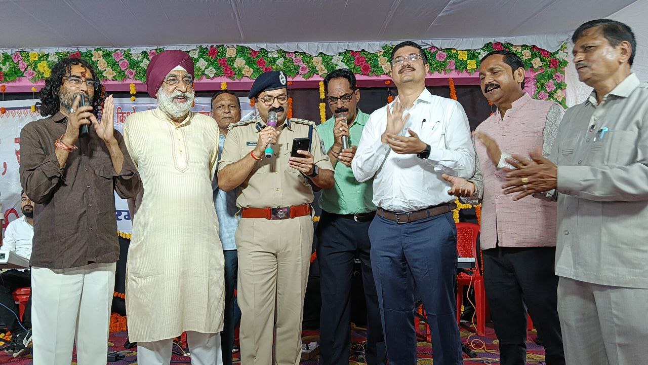 कभी अलविदा न कहना… क्या आम-ओ-खास, हर एक की जुबां पर किशोर दा के गीत