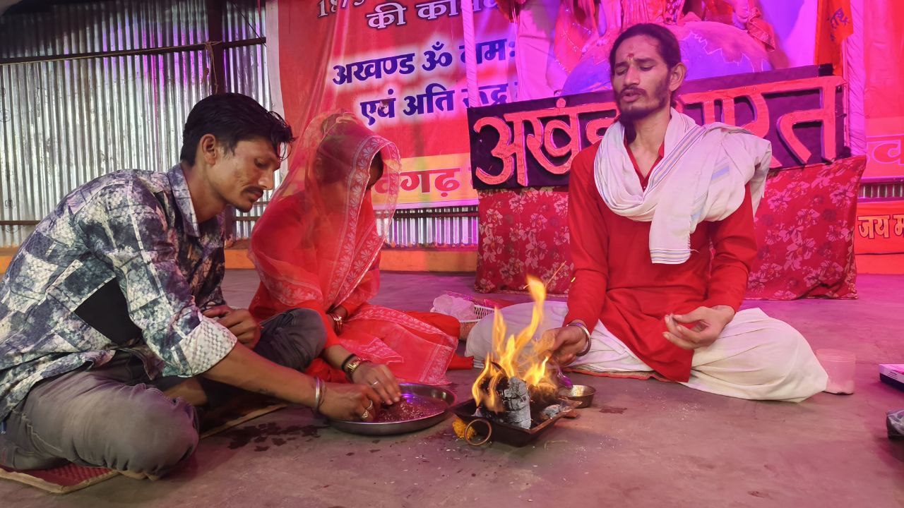 लागी प्रेम लगन... प्रेम दिवानी साजिया प्रेमी के लिए बनी शारदा, रचाया हिंदू रीति से ब्याह