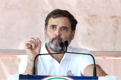 डेड इकॉनोमी को लेकर भाजपा को घेरना चाह रहे थे राहुल गांधी, लेकिन कांग्रेस नेताओं
ने ही चौपट किया उनका प्लान - image