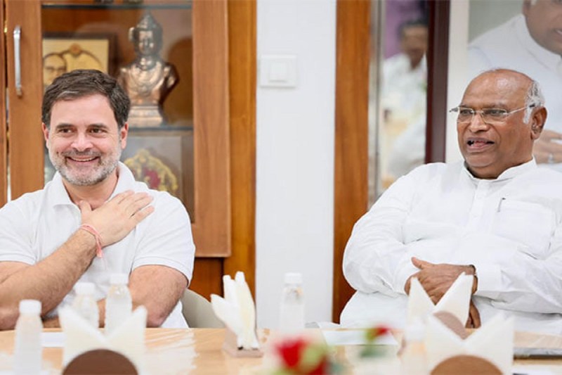 Rahul Gandhi and Mallikarjun Kharge