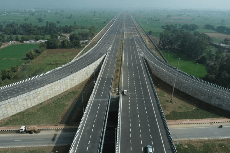 Bhopal Indore greenfield sixlane expressway work resume mp news