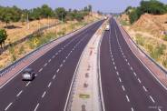 six lane expressway