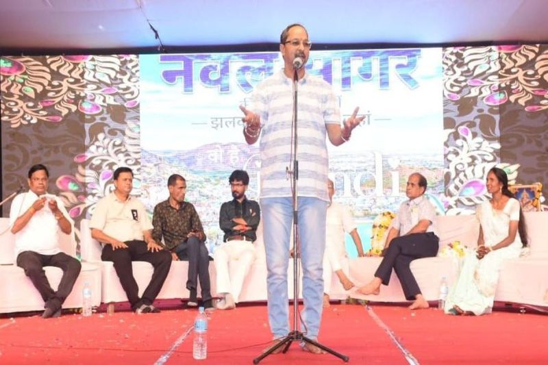 हास्य रचनाओं से गुदगुदाया, वीर रस से भरा जोश