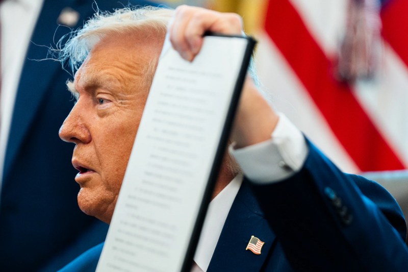 Trump signs another executive order