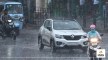 UP Rain: यूपी में मानसून फिर सक्रिय, 50 जिलों में भारी बारिश का अलर्ट, जानें
मौसम विभाग की भविष्यवाणी