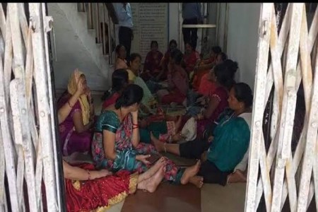 CG News, woman protest news
