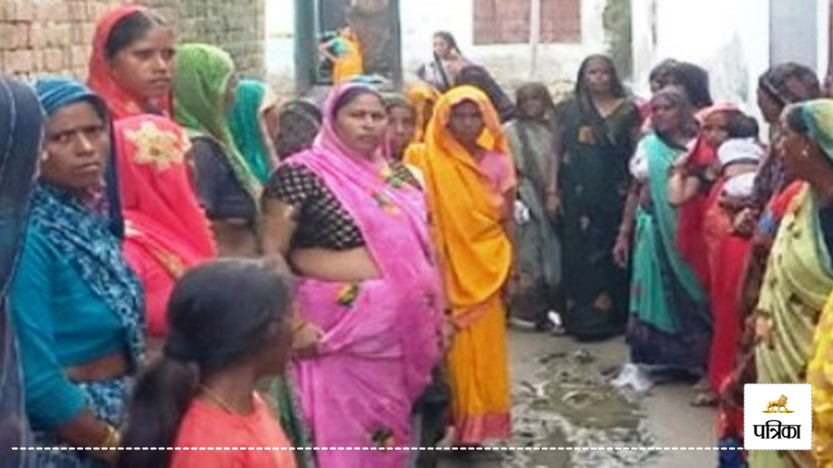 woman snake bite death delayed treatment in UP