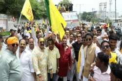 यादव समाज ने निकाली वाहन रैली, जय कन्हैया लाल के गूंजे जयकारे - image