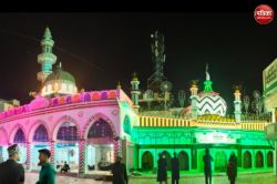 अजमेर के संदल से महक उठीं रजा की गलियां, जायरीन की आमद शुरू, आज शाम परचम कुशाई
से उर्स का आगाज - image