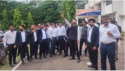 थाना प्रभारी पर लगाया झूठा मामला बनाने का आरोप - image