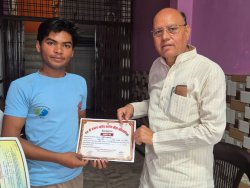 मलखंब, योग में स्वर्ण व रजत विजेता खिलाडि़यों को किया सम्मानित - image
