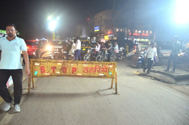 Lakhhe Nagar Traffic