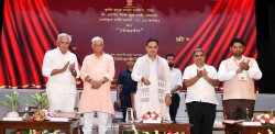 Farmers Welfare: किसानों को मिली 226 करोड़ रुपए की सौगातें, सड़क और मंडी विकास
कार्यों का शिलान्यास-लोकार्पण - image