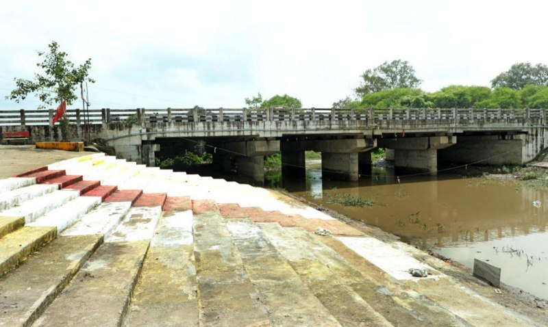 बड़ी नदी लेहदरा नाका