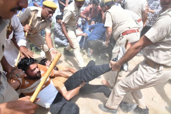 sat on dharna outside private hospital