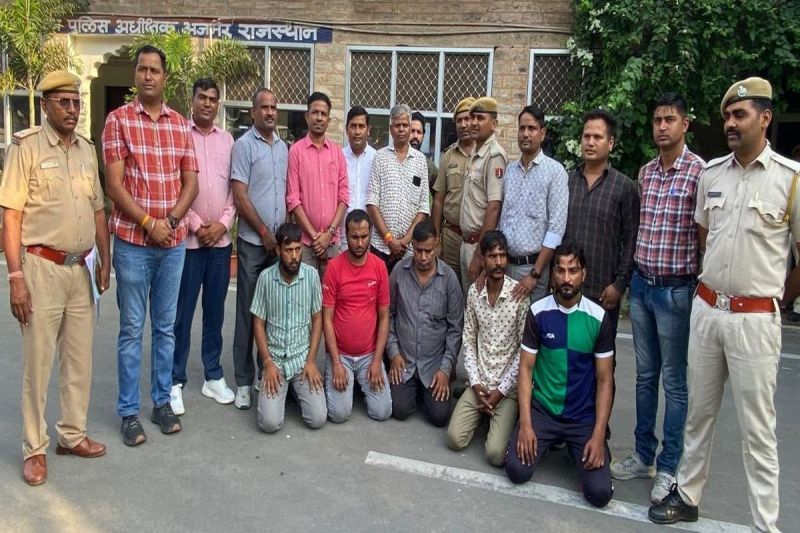 डकैती का षड़यंत्र रचते यूपी-दिल्ली की गैंग के पांच शातिर गिरफ्तार