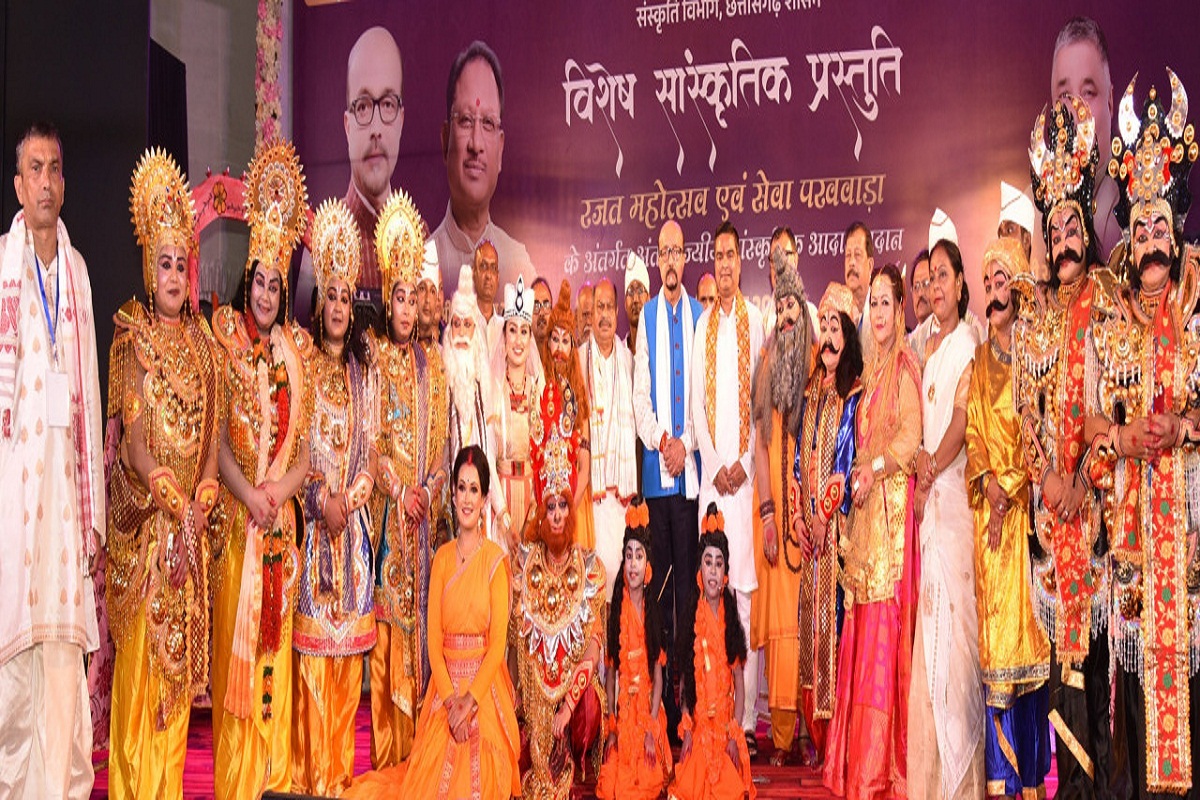 जुबीन गर्ग की याद में राज्यपाल ने किया भावपूर्ण स्मरण, ‘सीता पाताल गमन’ की प्रस्तुति ने बांधा समा, देखें तस्वीरें