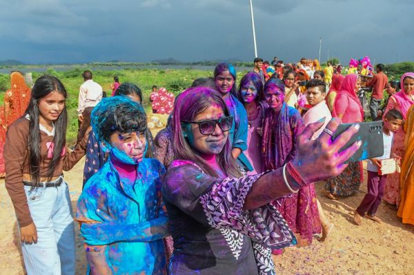 Ganesh visarjan at kanota dam