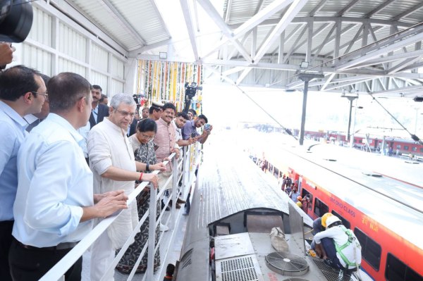 Rail minister ashwini vaishnav 