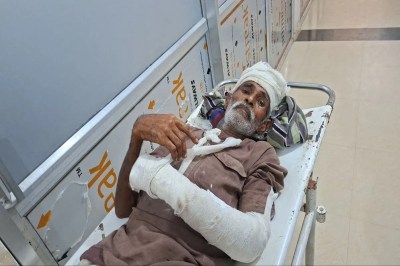डीपी पर तार डालने पर विवाद, झगड़े में चार घायल Four injured in a dispute over laying wires on a DP