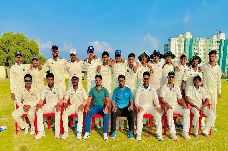 अंडर.19 क्रिकेट टूर्नामेंट: कांटे की टक्कर में अजमेर को हराकर धौलपुर ने किया क्वालीफाई Under-19 Cricket Tournament: Dholpur qualified after defeating Ajmer in a close contest