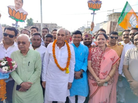 शहर को पहले आरओबी की सौगात, पूर्वमंत्री का स्वागत, निकाली रैली