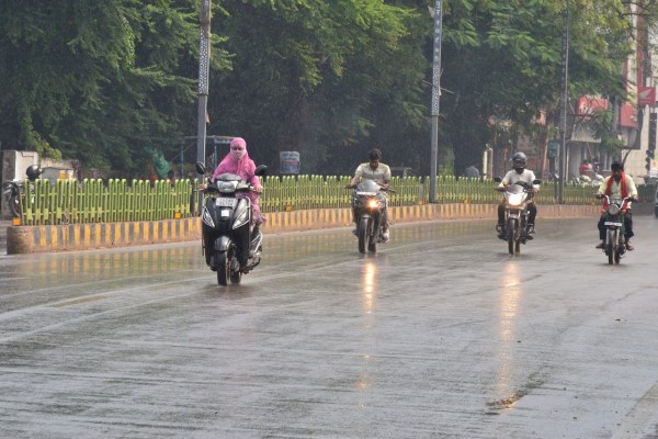 जमकर बरसेंगे बादल! (फोटो सोर्स- पत्रिका)