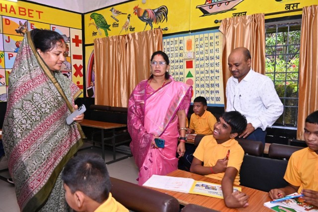 महिला एवं बाल विकास मंत्री का सरगुजा संभाग प्रवास (फोटो सोर्स- DPR)