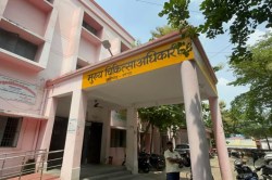 Mau News: फर्जी अस्पतालों पर लगातार छापेमारी, 40 हुए सील, मचा हड़कंप - image