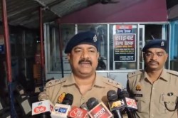 Crime News: अर्धनग्न हालत में मिला किशोरी का शव, घटनास्थल का नजारा देख सन्न रह
गए लोग - image