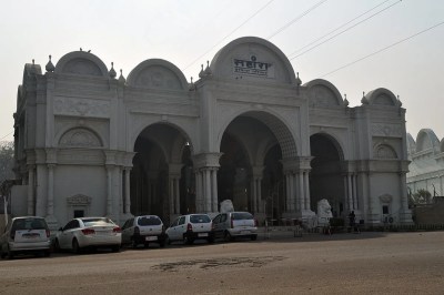 खाली करना होगा सहारा शहर का आलीशान मकान, नगर निगम ने दी चेतावनी (फोटो सोर्स : Whatsapp )