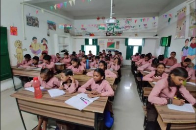 पेयरिंग के चलते बंद हुए थे स्कूल, अब होंगे गुलजार, एक किलोमीटर से अधिक दूरी होने पर लिया गया फैसला (फोटो सोर्स : Whatsapp )