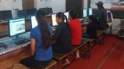 रेगिस्तान में डिजिटल शिक्षा की चमक, स्मार्टफोन और इंटरनेट से खुल रहे ज्ञान के
दरवाज़े - image
