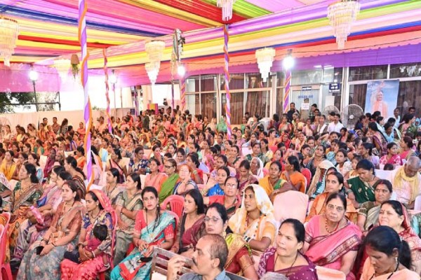 करमा तिहार के रंग में डूबा मुख्यमंत्री निवास (फोटो सोर्स- DPR)
