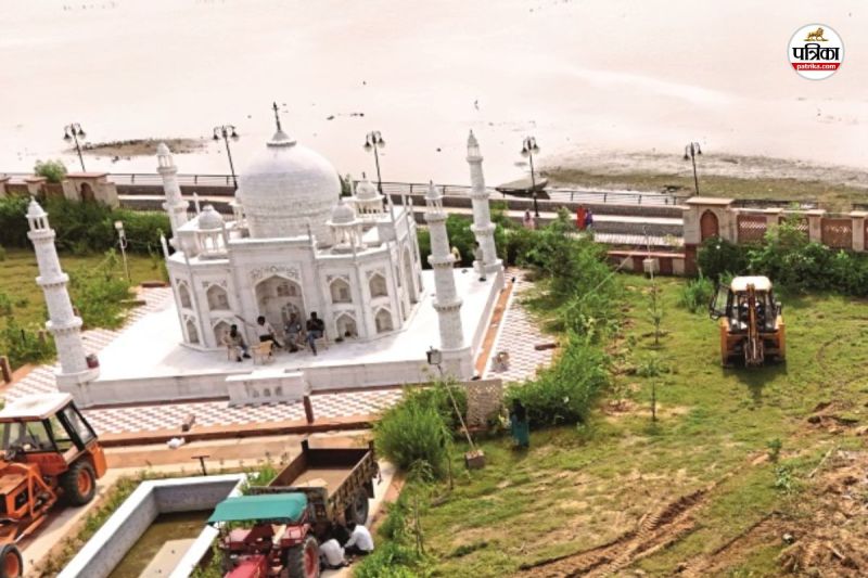 Rajasthan Ajmer Eiffel Tower and Pyramid demolished ADA removed rubble agreed to raise Taj Mahal as it is