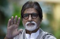 Amitabh Bachchan has disease Hepatitis B