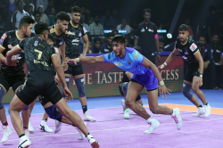 PKL 2025: देवांक- मनप्रीत के आगे बेदम दिखे मौजूदा चैंपियन, बंगाल वारियर्स ने
हरियाणा स्टीलर्स को हराया - image