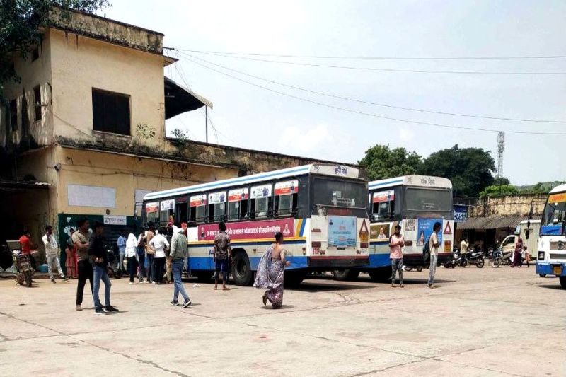 निगम की सख्ती: अब हर माह तीन हजार किलोमीटर चलने पर ही बनेगा वेतन