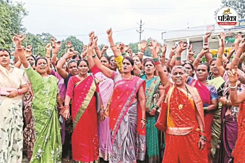 16000 एनएचएम कर्मियों का सामूहिक इस्तीफा (Photo source- Patrika)