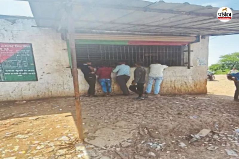 कंपोजिट शराब दुकान (फोटो सोर्स- पत्रिका)