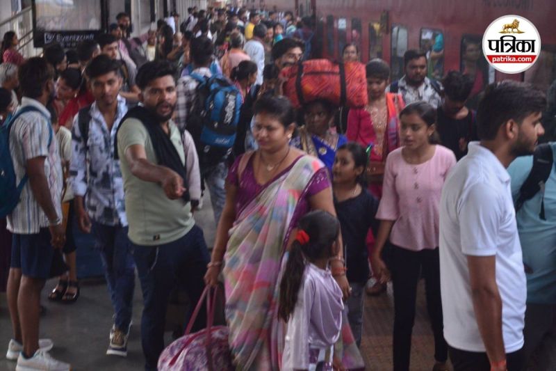 रेलवे ने रद्द की 2 दर्जन ट्रेनें (Photo source- Patrika)