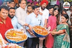 Ganesh Chaturthi 2025: गणेश चतुर्थी पर गणपति को 51 किलो लड्डुओं का भोग, भव्य
आयोजन में उमड़े श्रद्धालु - image