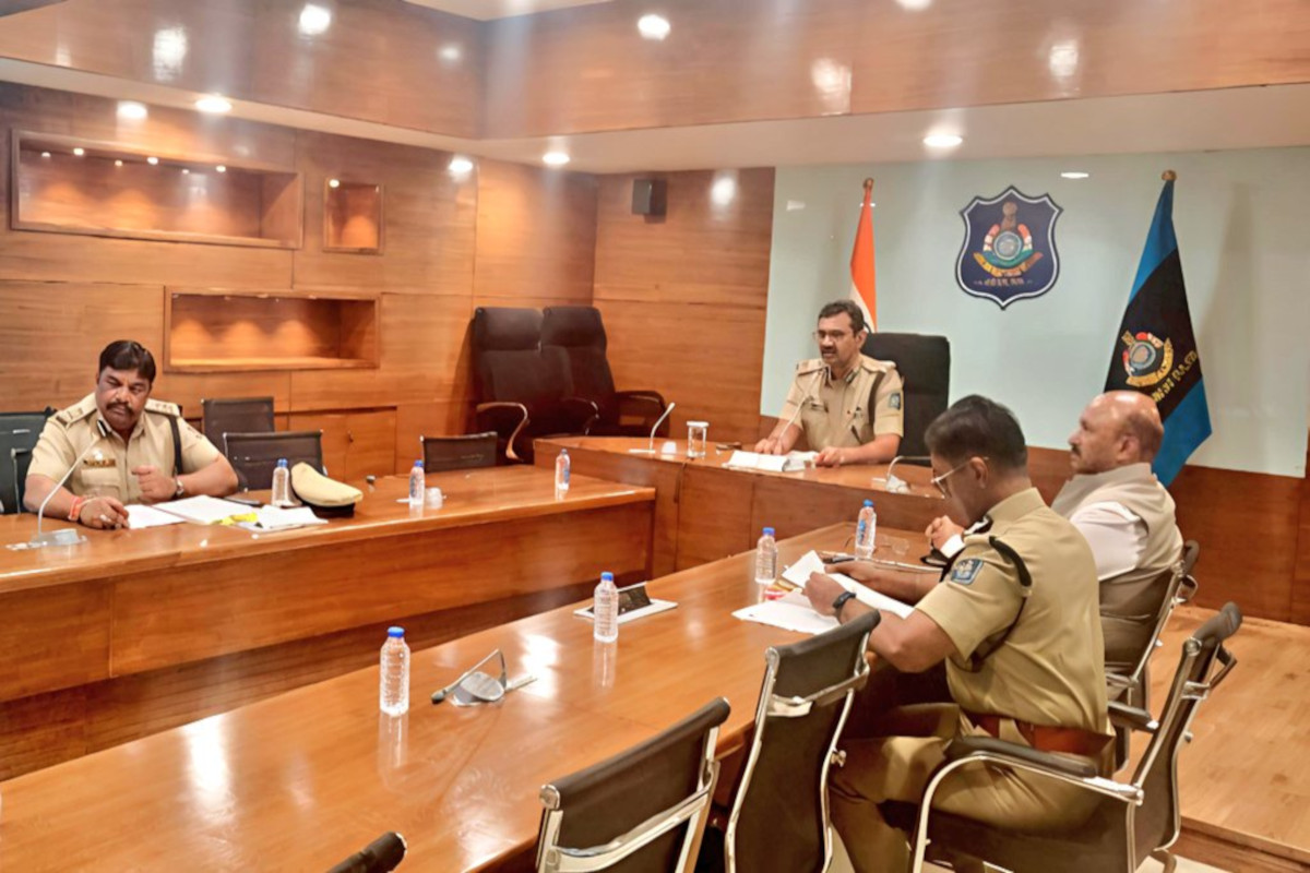 नवरात्रि पर शी टीम पारंपरिक परिधान में रखेगी निगरानी : डीजीपी